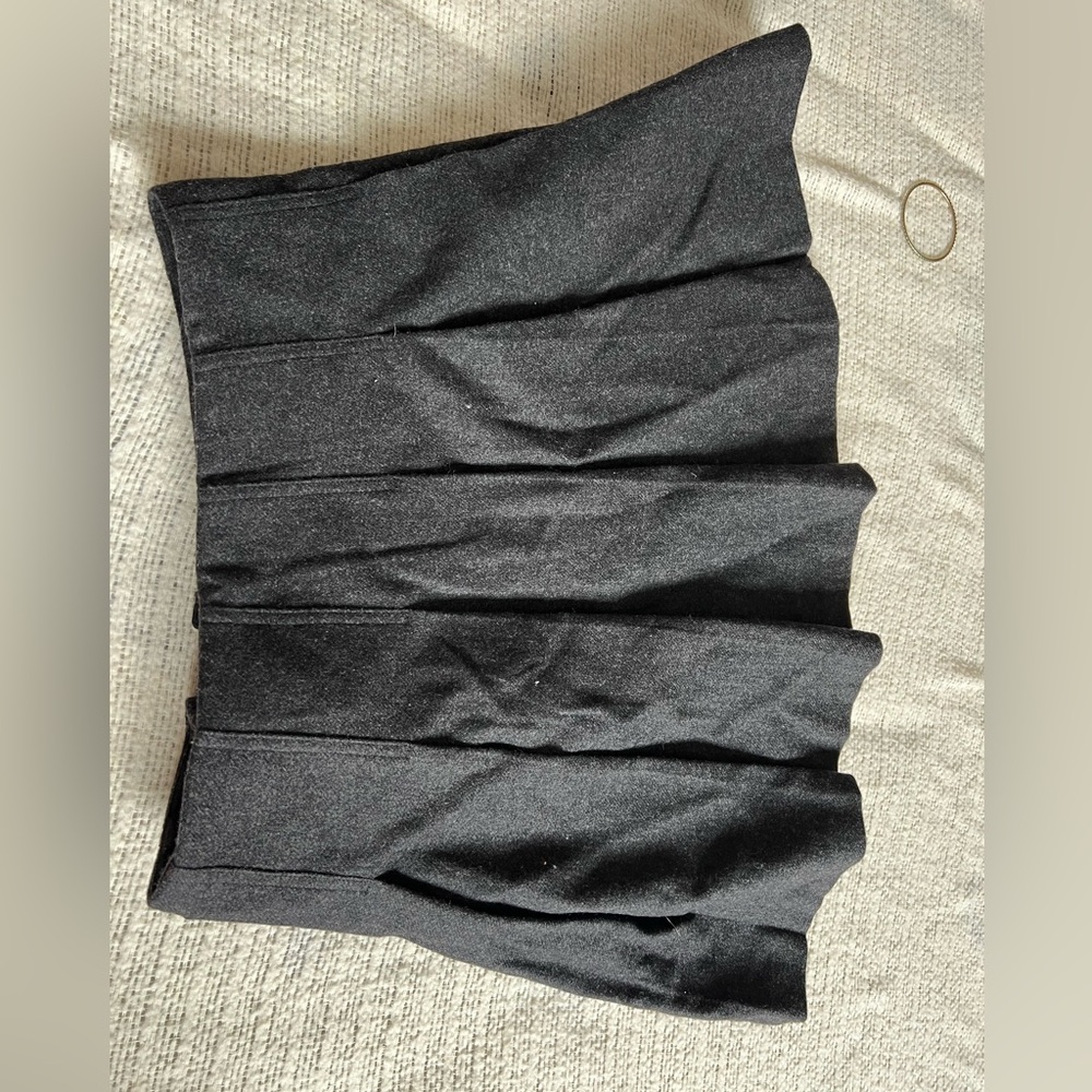 Elegant Black grey Burberry Pleated Skirt USA medium
